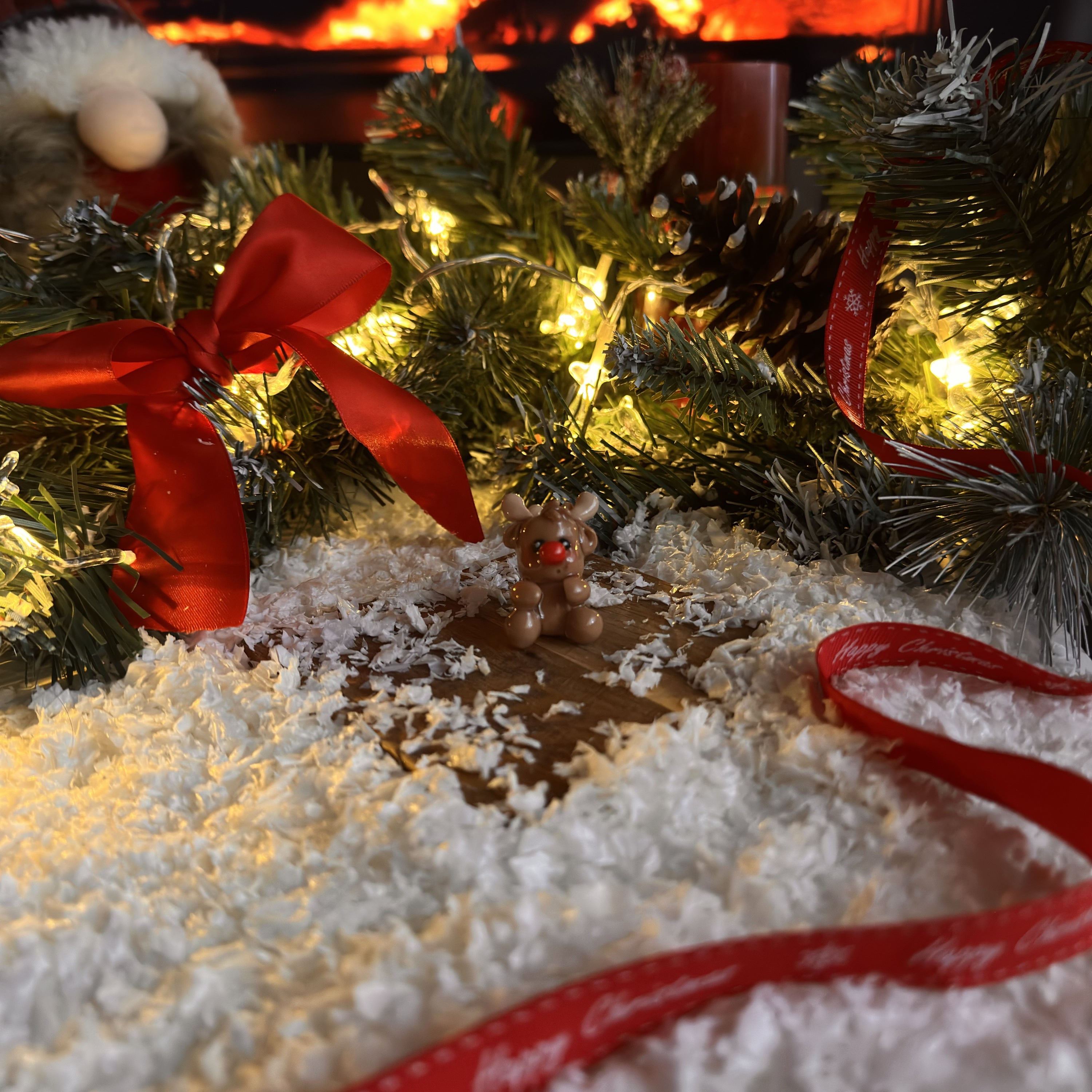 Breloc Ren cu Nas Roșu